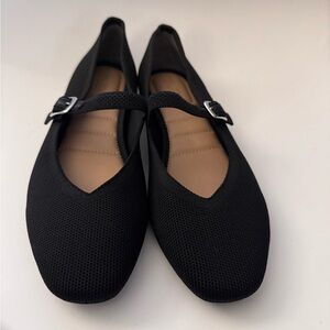 Classic Black Mary Jane Flats - size 7 1/2 - NWOT